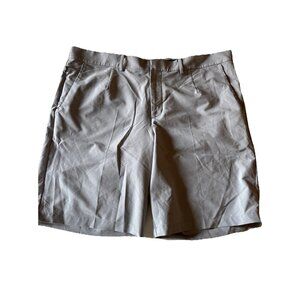 Tiger wood Golf Collection Gray Shorts Size 38 Nike Golf